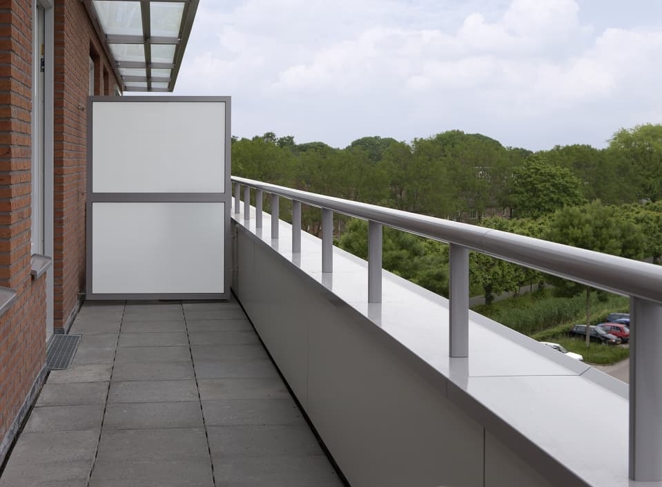 Couvre-murs en aluminium: durablement esthétiques